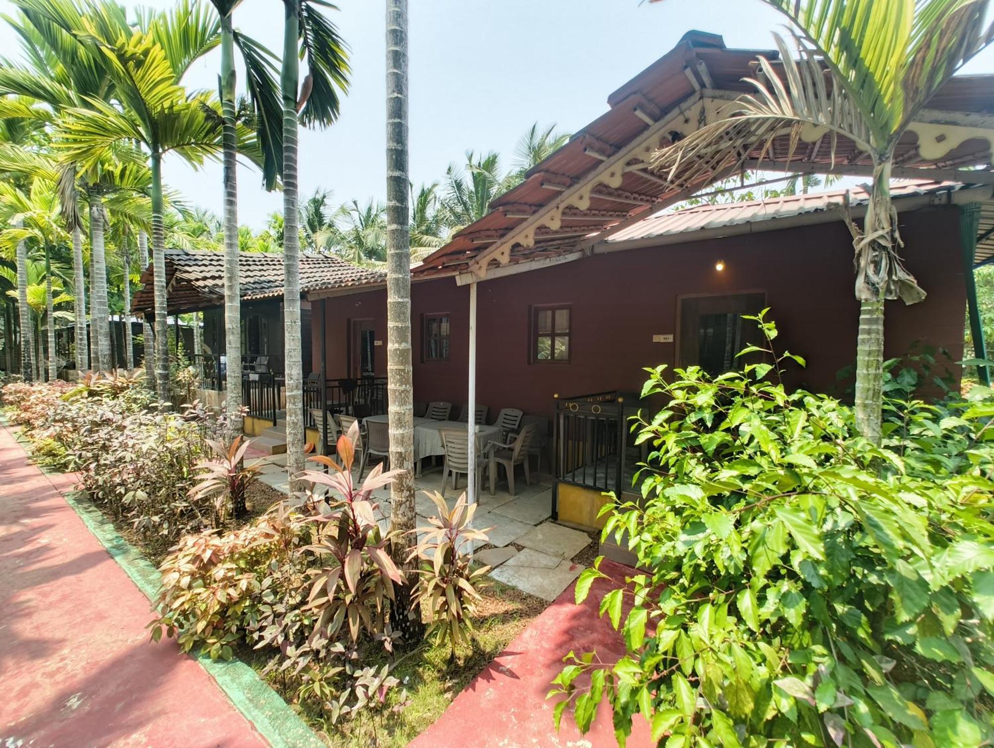 Go Green Spice & Eco Resort Cavelossim Extérieur photo